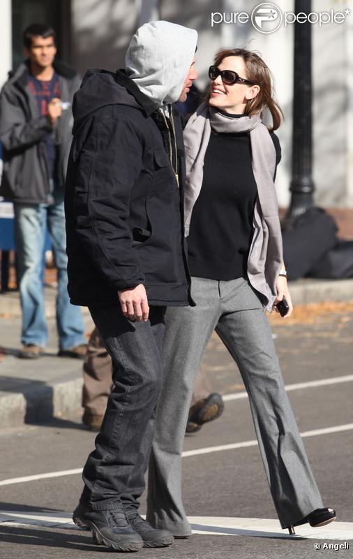 Jennifer Garner et Ben Affleck profitent d'une petite pause sur le tournage de  The Town  pour se retrouver un peu. Octobre 2009