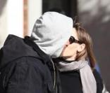 Jennifer Garner et Ben Affleck profitent d'une petite pause sur le tournage de  The Town  pour se retrouver un peu. Octobre 2009