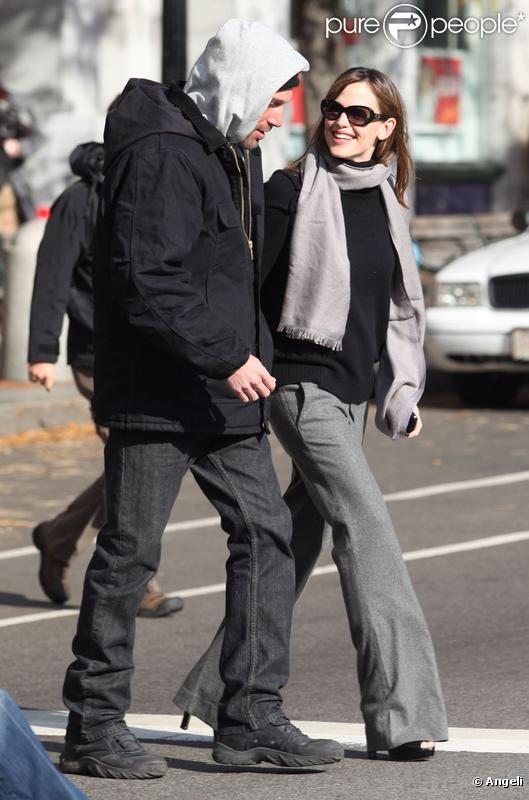 Jennifer Garner et Ben Affleck profitent d'une petite pause sur le tournage de  The Town  pour se retrouver un peu. Octobre 2009