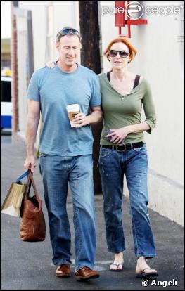Marcia Cross et son époux Tom Mahoney, en forme, font une balade à Los Angeles. 24/10/09
