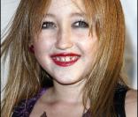 Noah Cyrus à l'occasion de la 16e soirée Dream Halloween à Santa Monica, le 24/10/09