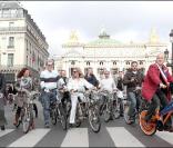 Les présentateurs météo du monde entier roulent pour le Green Ride de Paris (25 octobre 2009)