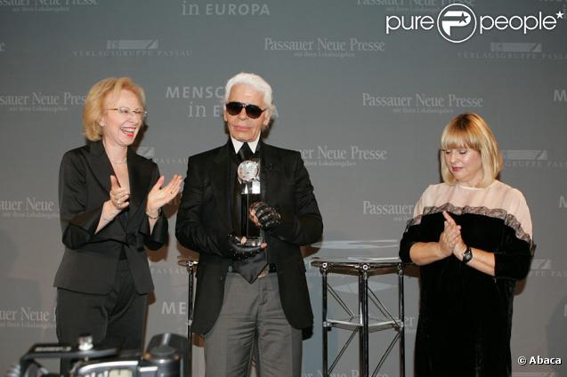 Karl Lagerfeld récompensé d'un prix 
