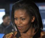 Michelle Obama dans les jardins de la Maison Blanche le 29 octobre 2009 accompagnée des enfants 