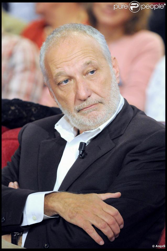 François Berléand lors de l'enregistrement de l'émission Vivement dimanche diffusée sur France 2 le 1er novembre 2009