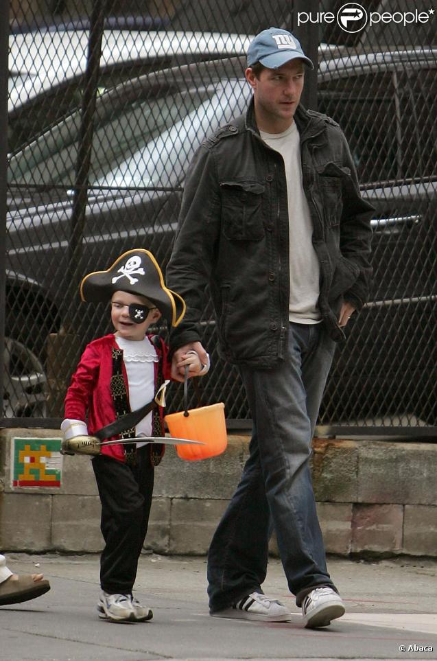 Edward Burns accompagné de Finn et Grace  