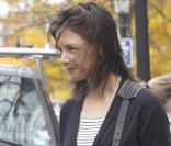 La jolie Katie Holmes est partie chercher un petit en-cas à son Tom chéri, en tournage de  Knight and Day , à Boston, le 1er novembre 2009 !