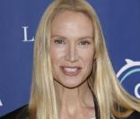 Kelly Lynch