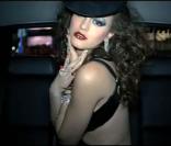 Premier extrait du clip de Leighton Meester,  Somebody to love , en featuring avec Robin Thicke