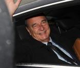 Jacques Chirac arrivant le 1er novembre 2009 à son appartement à Paris 