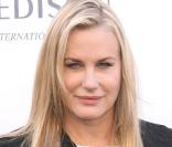 Daryl Hannah a lancé le Green Community Challenge à Los Angeles le 4/11/09