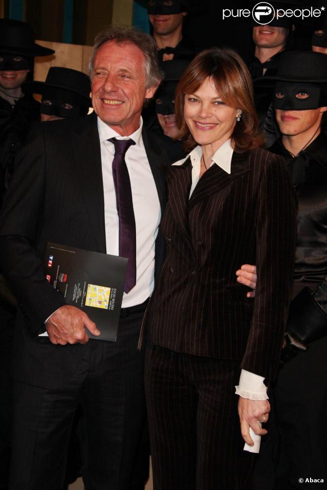 Alexandra Kazan à la première VIP de la comédie musicale Zorro. 05/11/09
