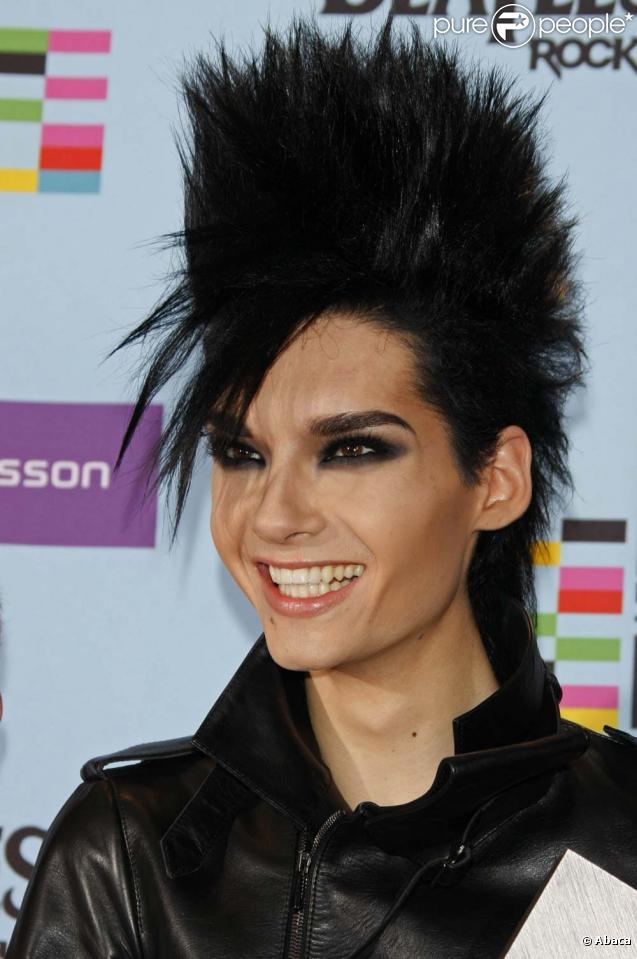 Bill Kaulitz Tokio Hotel a encore mis ses doigts dans la prise 