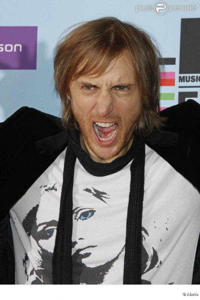 David Guetta, nominé dans la catégorie Meilleure chanson pour  When love takes over , est reparti les mains vides !