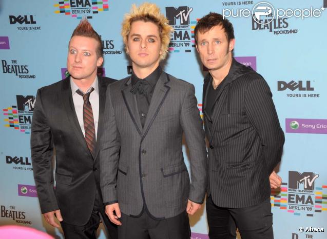 Green Day a eu le privilège d'ouvrir la cérémonie en musique, hier soir.