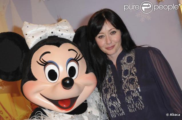 Shannen Doherty et Minnie sont désormais inséparables.  La complicité est désormais bien installées entre ces deux-là.