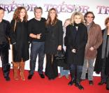 Toute l'équipe du film, lors de l'avant-première de  Trésor , au Gaumont Opéra, à Paris, le 9 novembre 2009.