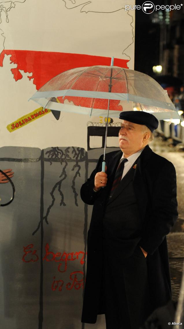 Lech Walesa va pousser le premier domino 