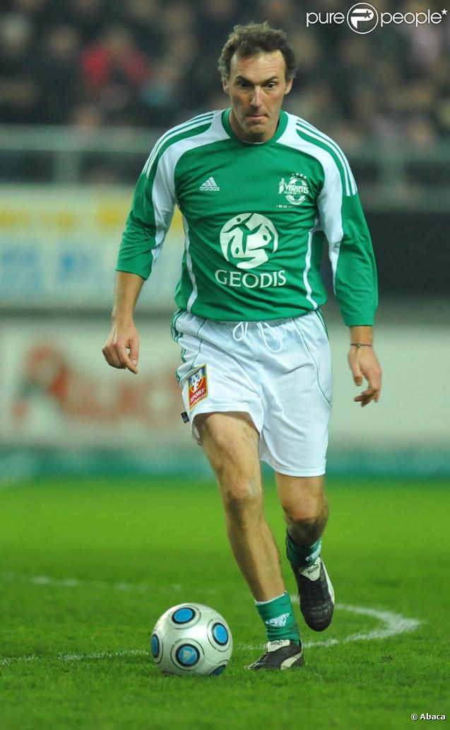Laurent Blanc, à l'occasion du match de foot opposant le Variétés Club de France à une sélection de Geodis, au stade de la Licorne, à Amiens, le 10 novembre 2009.