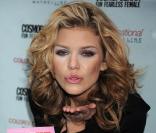 Annalynne McCord à New York, le 11 novembre 2009