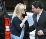 Reese Witherspoon en balade à Beverly Hills le 12 novembre 2009