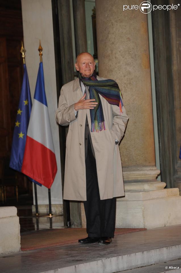 Gilles Jacob lors de la remise de la Légion d'honneur à Clint Eastwood le 13 novembre 2009 à L'Elysée