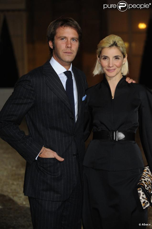 Emmanuel Philibert de Savoie et Clotilde Courau lors de la remise de la Légion d'honneur à Clint Eastwood le 13 novembre 2009 à L'Elysée