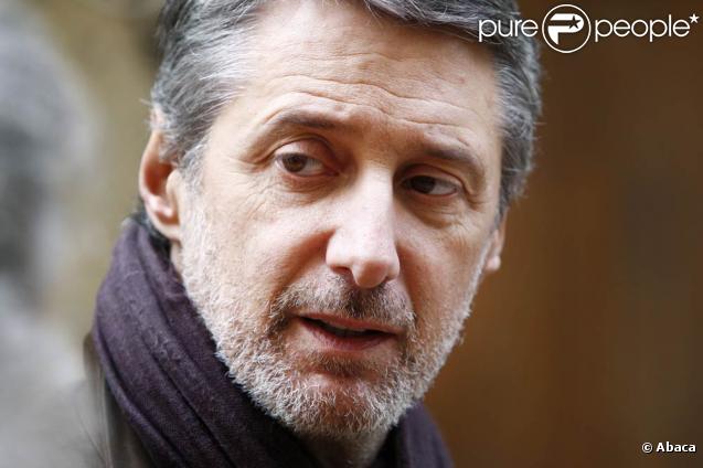 Le comédien Antoine de Caunes, venu présenter  La folle histoire d'amour de Simon Askenazy , au Festival de Sarlat, le 14 novembre 2009.