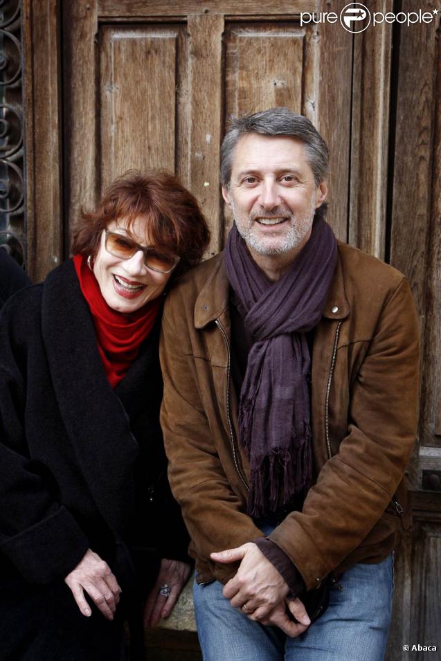 Le comédien Antoine de Caunes et l'actrice Judith Magre, venus présenter  La folle histoire d'amour de Simon Askenazy , au Festival de Sarlat, le 14 novembre 2009.