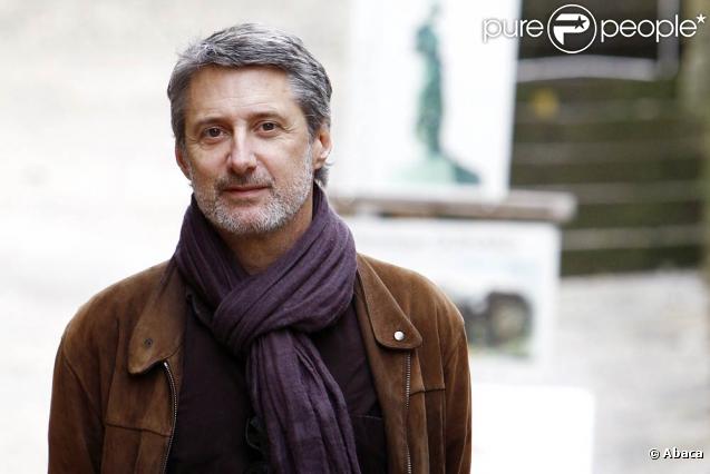 Le comédien Antoine de Caunes, venu présenter  La folle histoire d'amour de Simon Askenazy , au Festival de Sarlat, le 14 novembre 2009.