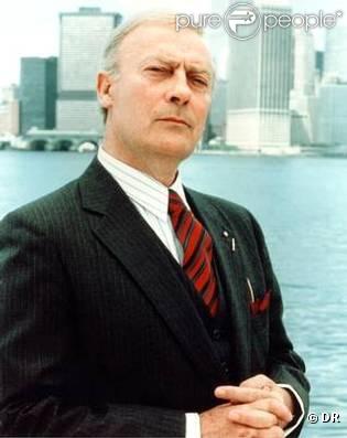 Edward Woodward