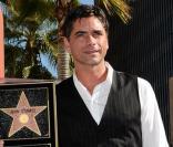 Avec John Stamos, c'est aussi la fête... en plein air, à Hollywood !
