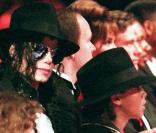 Le père de l'enfant qui accusait Michael Jackson d'attouchements sexuels... est mort, il s'est tiré une balle dans la tête ! (réactualisé)