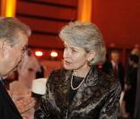 Irina Bokova lors du sommet international sur l'éducation à Doha avec cheikha Moza al-Misnid à Doha au Qatar, qui se tient du 16 au 18 novembre 2009