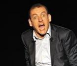 Dany Boon sur scéne pendant son spectacle Trop Stylé !