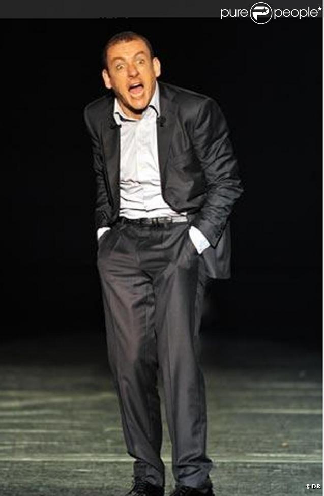Dany Boon sur scéne pendant son spectacle 