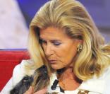 Stéphane Bern, le roi des têtes couronnées, a invité la Princesse Léa de Belgique - elle aussi, venue avec son chien - pour cette émission dont il est, en quelque sorte, le rédacteur en chef.