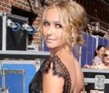 La ravissante Hayden Panettiere sur tapis rouge.