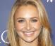 La ravissante Hayden Panettiere sur tapis rouge.
