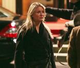 Cameron Diaz sur le tournage de <i>Knight and Day</i>, de James Mangold, avec Tom Cruise, à la Festival House of Mozart de Salzbourg, en Autriche, le 19 novembre 2009.