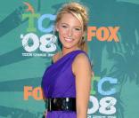 Une purple girl juchée sur des Louboutin lors des  Teen Choice Awards 2008  