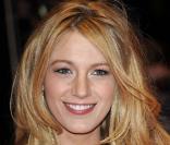 La jolie blonde se bonifie avec le temps, autant physiquement que stylistiquement parlant ! 