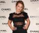 Blake à la soirée Chanel "Night Of Diamonds", dans une robe noire certes précieuse, mais un peu trop vieillote pour une jeune femme de 20 ans à l'époque... 