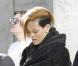 Rihanna porte d'étranges pansements dans son décolleté à Malibu juste avant les AMA's le 22 novembre 2009