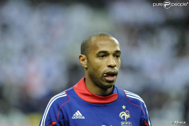 Thierry Henry s'est expliqué au micro de RTL quant à la polémique autour de sa main volontaire, le 23 novembre 2009.