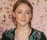 La charmante Saoirse Ronan, à l'occasion de l'avant-première de  The Lovely Bones , à Rome en Italie, le 26 novembre 2009.