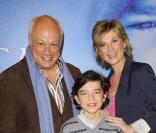 Eric-Emmanuel Schmitt, Michèle Laroque et Amir à l'avant-première d' Oscar et la dame en rose. 