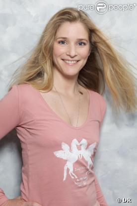 Natacha Régnier pour l'opération de charité du Grand Prix d'Amérique Marionnaud en faveur des P'tits Cracks avec Zadig et Voltaire