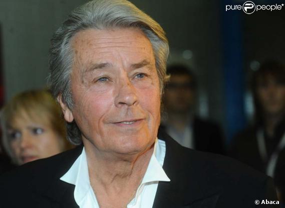 Alain Delon tournera le 15 décembre, les films diffusés dans le pavillon de la France lors de l'exposition universelle de Shangaï !