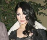 Zac Efron et Vanessa Hudgens sortent au restaurant-nightclub East à Hollywood, le 14 décembre, pour fêter en grande pompe le 21e anniversaire de cette dernière.